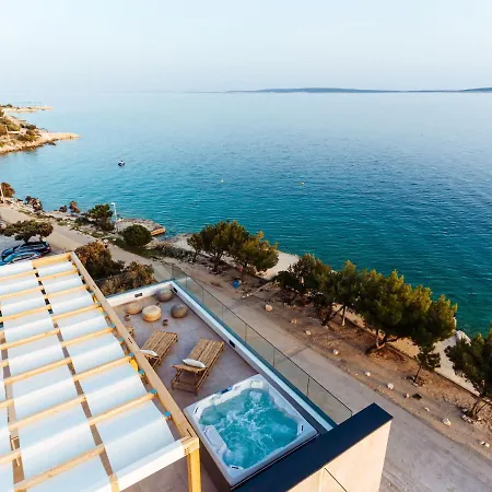 Apartmán Luxurious In With Whirlpool